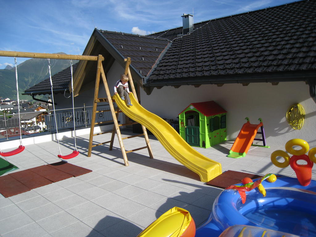 Apart-Hotel Bergkoenig Fiss Bagian luar foto